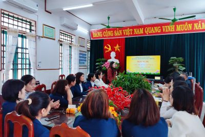 Trường Mầm non Giao Thịnh tổ chức hội nghị ” Công bố quyết định về công tác cán bộ”